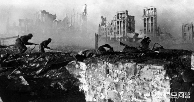 二战以后发生的战争，为何在打巷战的时候不直接炸平房？